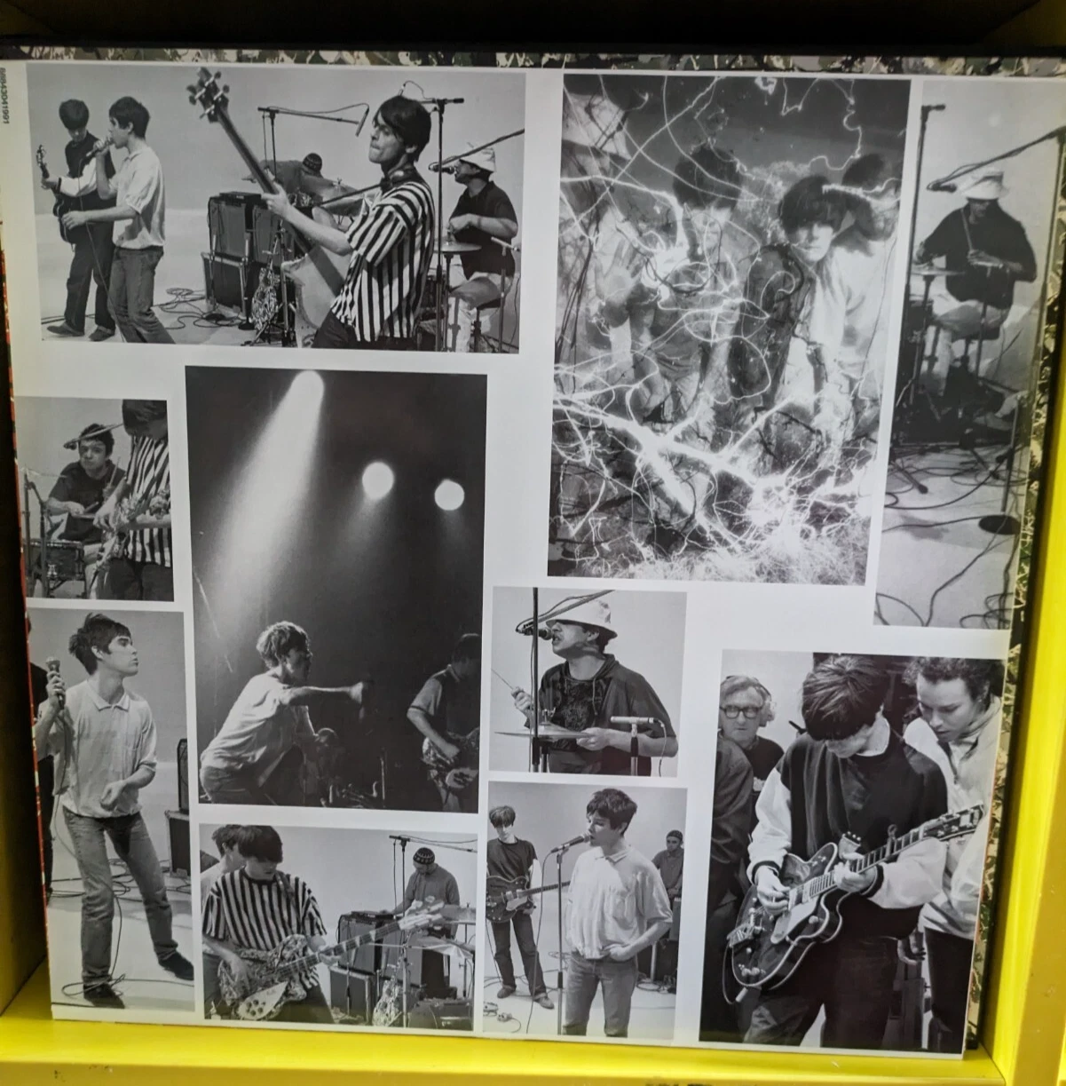 The Stone Roses (LP) - Image 3
